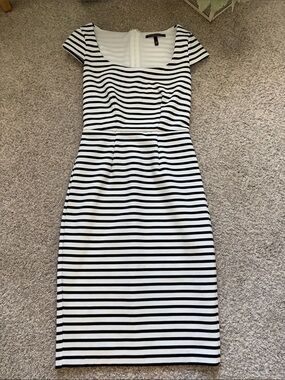 Victoria's Secret Black and White Striped Scoop Neck Dress Top Size 0